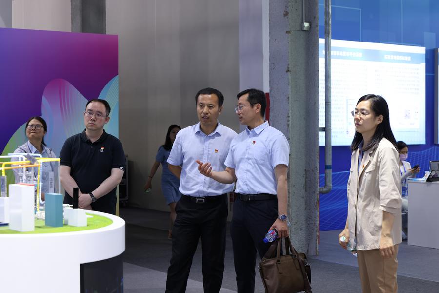 北科院组织党员赴北京科技周主场参观学习