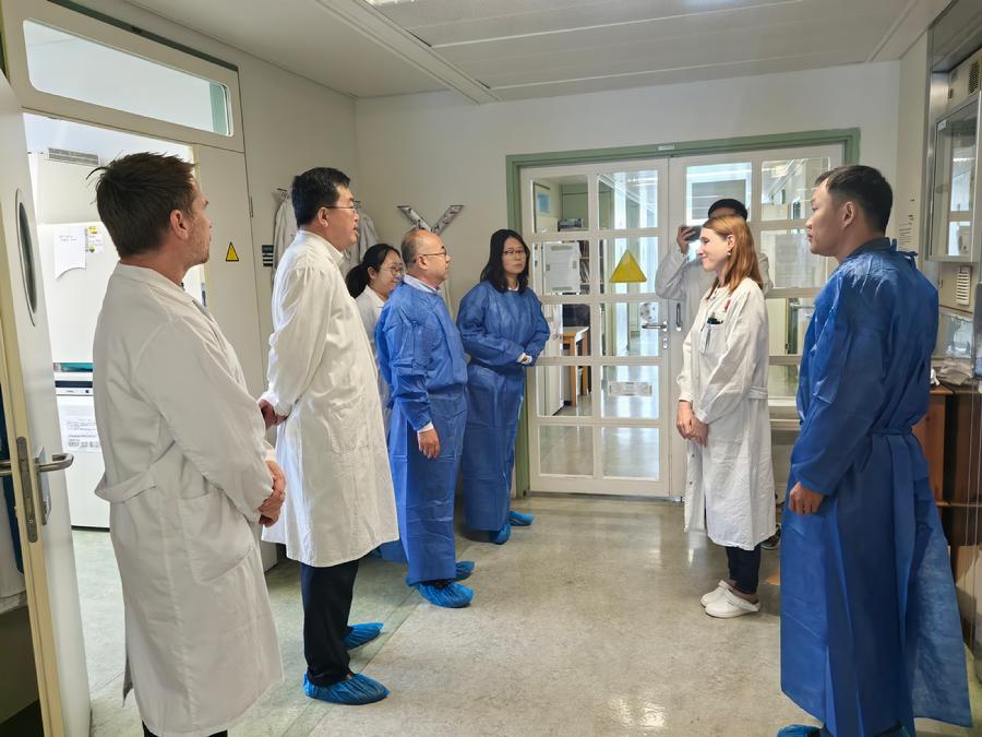 参观维也纳兽医大学实验室